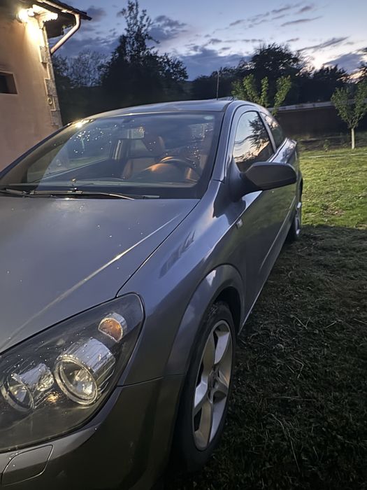 Opel Astra GTC 1.6 Benzină 2007