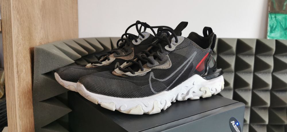 Nike React Vision 3M номер 40.5