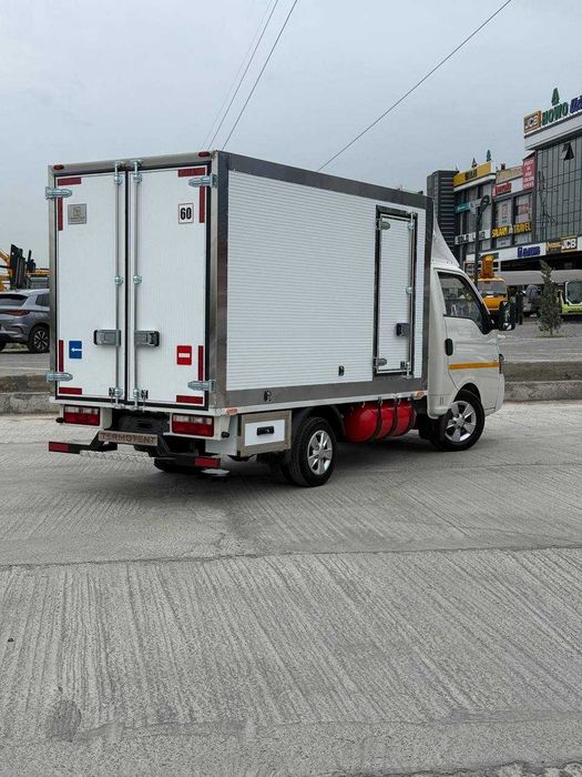 Izotermik furgon JAC X 200    Refrijerator