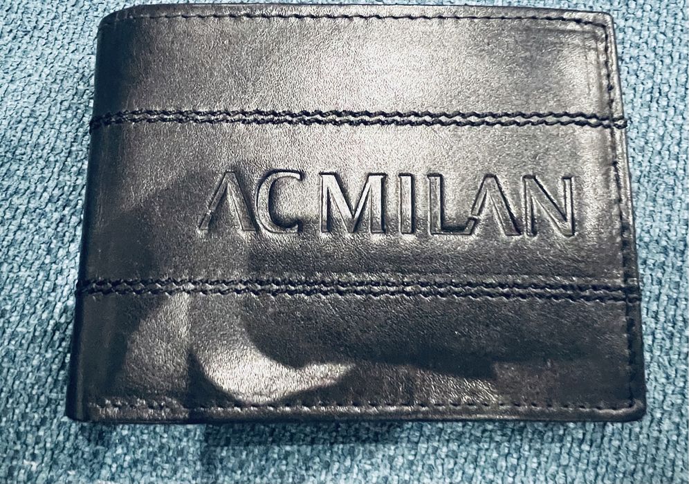 Мъжки портфейли внос от Италия.Ест. кожа.Нови,за футболни маниаци :)