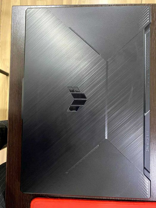 noutbuk sotiladi zur narxda