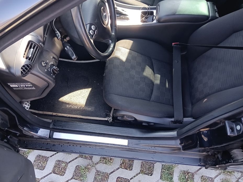 Мерцедес ц280 в перфектно състояние