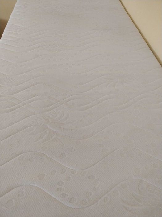 Двулицев матрак Алое Вера