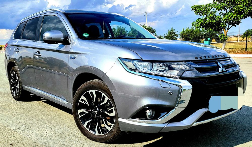 Mitsubishi PHEV Plug-in Outlander