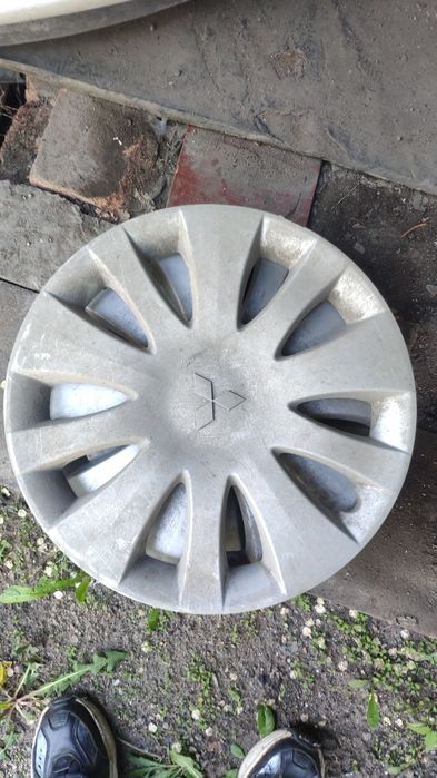 Колпаки Mitsubishi от дисков R15