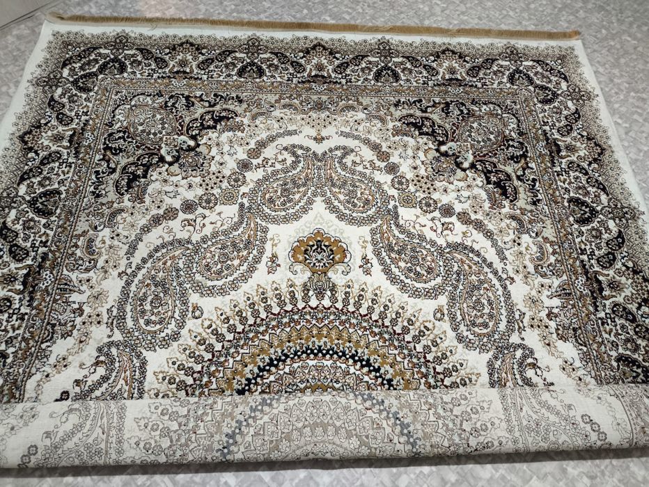 Продам ковер 3.5*4.5 после химчистки