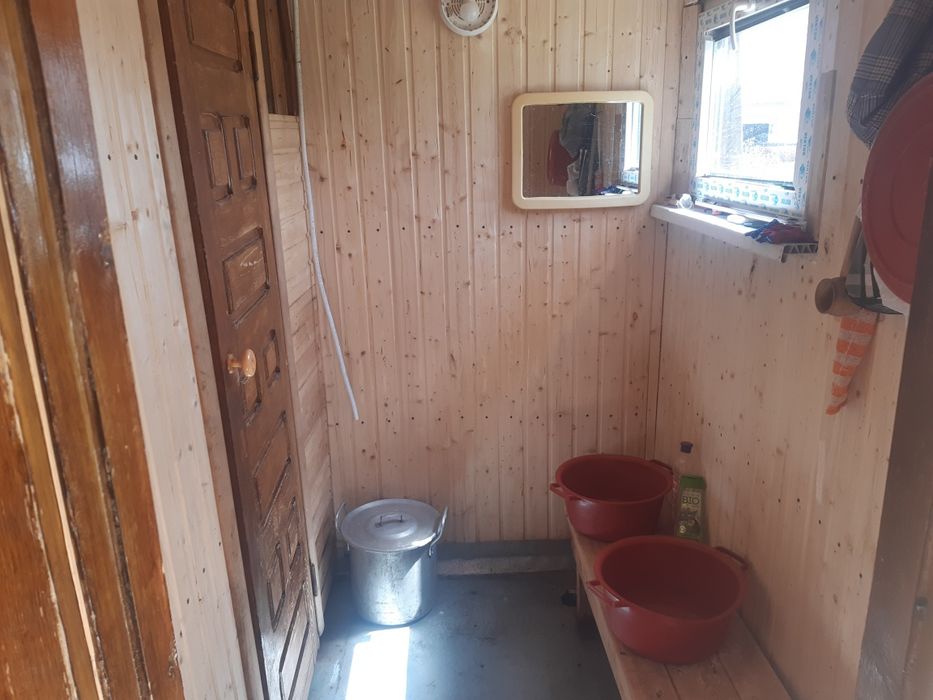 Продам баню 6 на 3