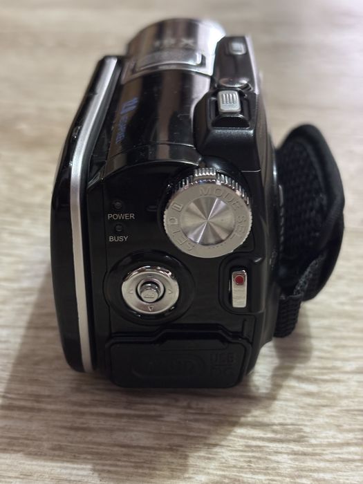 Цифровая камера SONY