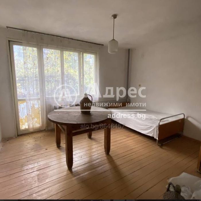 Самостоятелна къща в Ивайловград