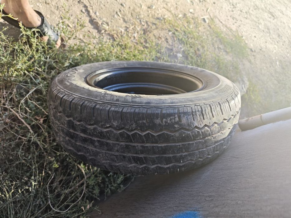 Продам диск с резиной