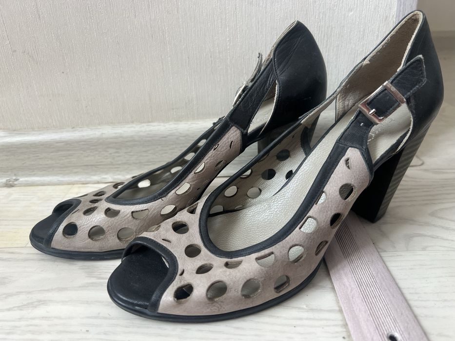 Продаю туфли по дешевой цене