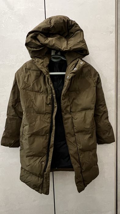 Пуховое пальто от Zara для мальчиков на 8-10 лет