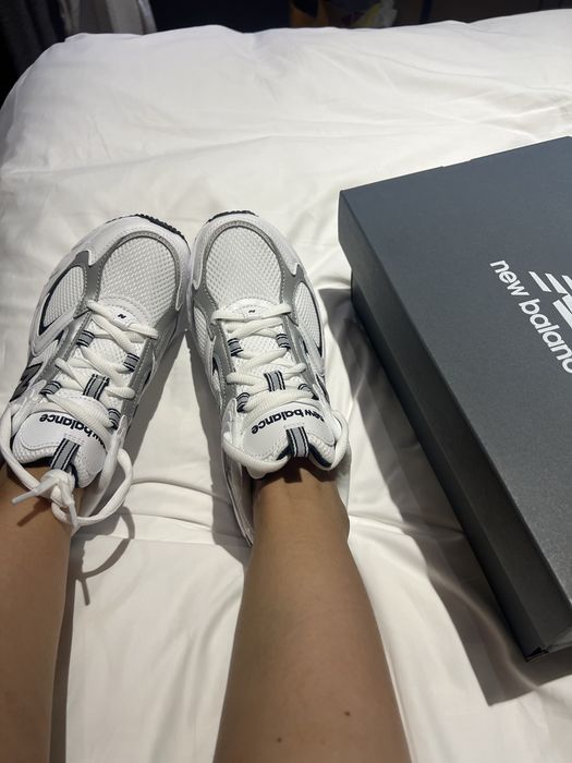 Белые кроссовки New balance 37,5 размер