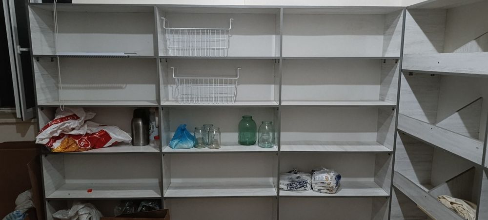 Do'kon uchun mebellar