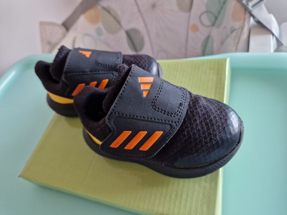 Детски маратонки Adidas Runfalcon 3