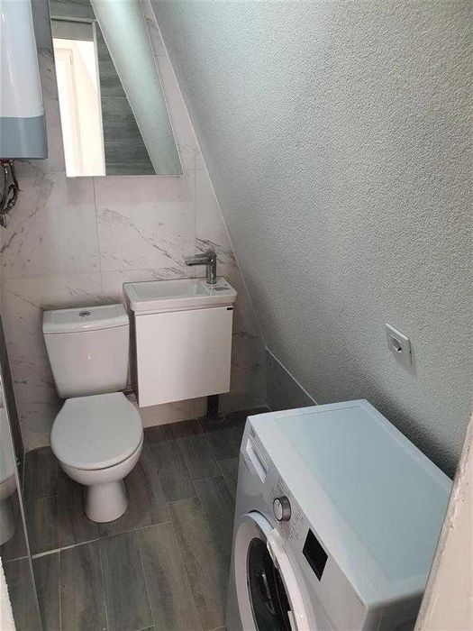 Дава се под наем Едностаен апартамент в София, Студентски град - 55 кв.м за 408 € - Снимка #2