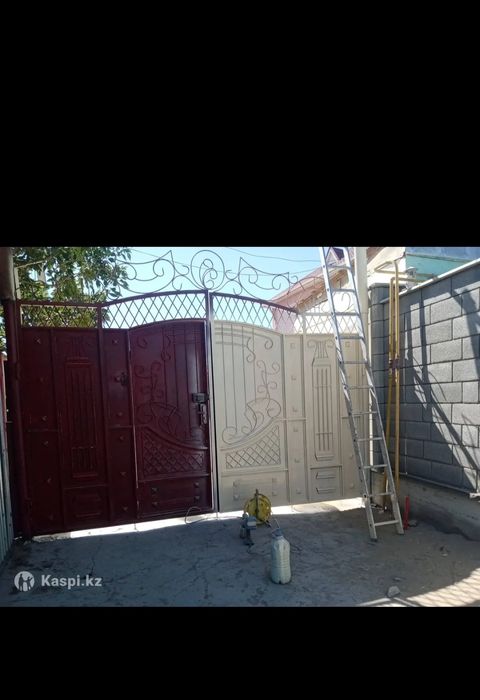 По краска Варота