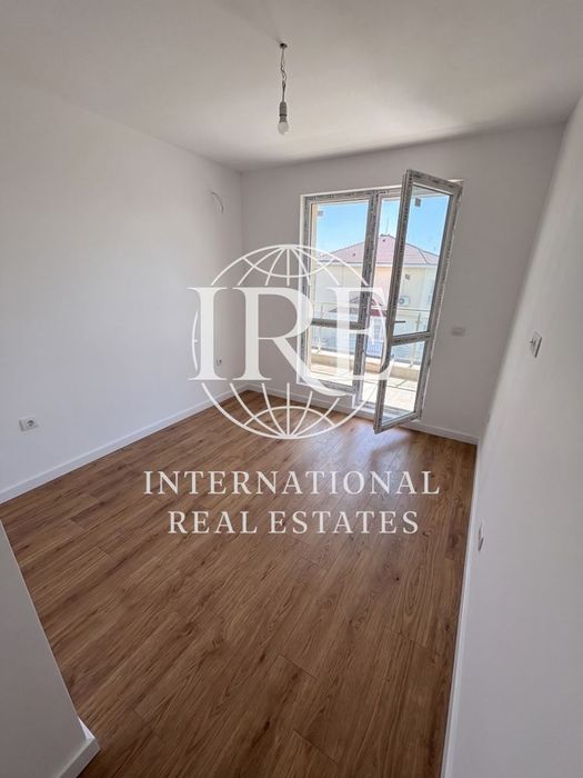 Продава се Двустаен апартамент в Варна, Възраждане 3 - 56 кв.м за 1956 €/кв.м - Снимка #5