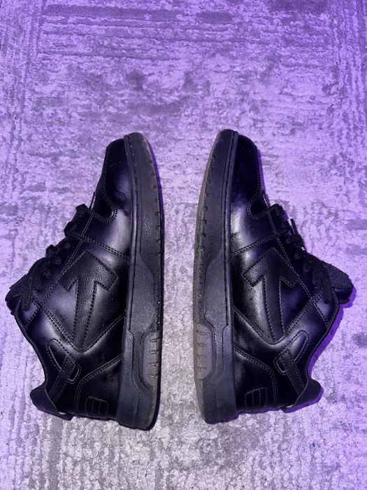 Off White out off office