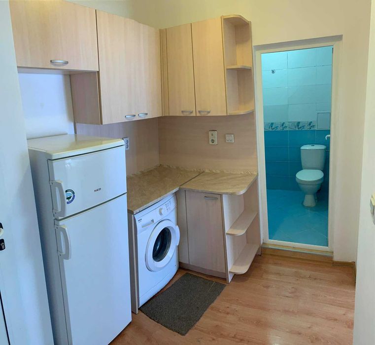 Дава се под наем Двустаен апартамент в Бургас, Славейков - 50 кв.м за 81.6 € - Снимка #21