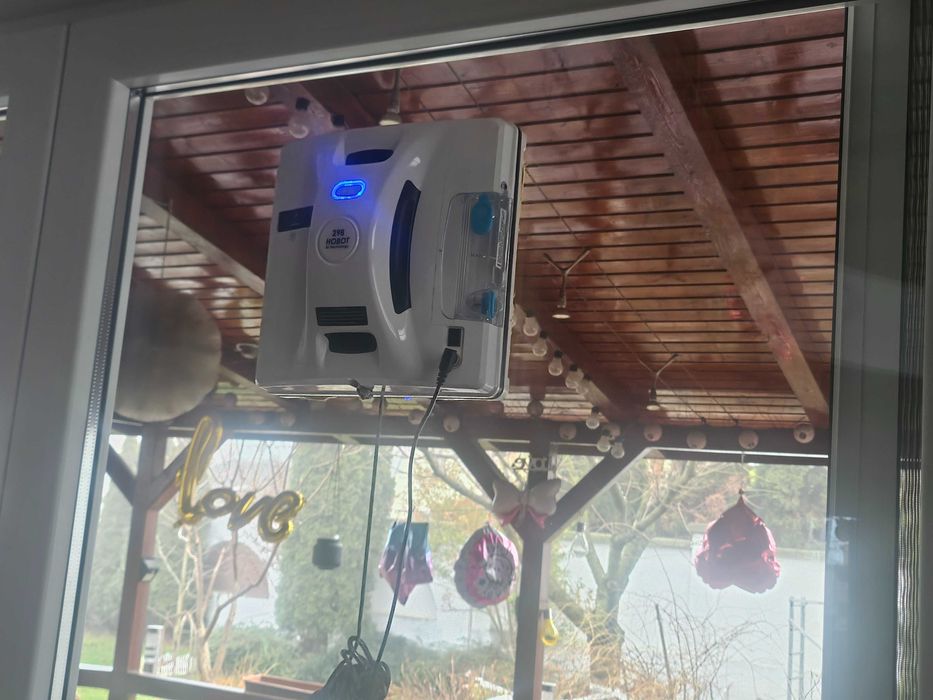 Robot spalat geamuri Hobot  298