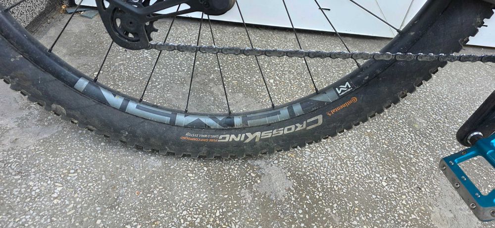 Cube Reaction C:62 Race 2020 carbon L 29" - stare foarte bună, tubeless