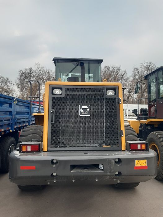 Акция фронтальный погрузчик ZL50GN XCMG 3.2 куб.м сотувда тайё