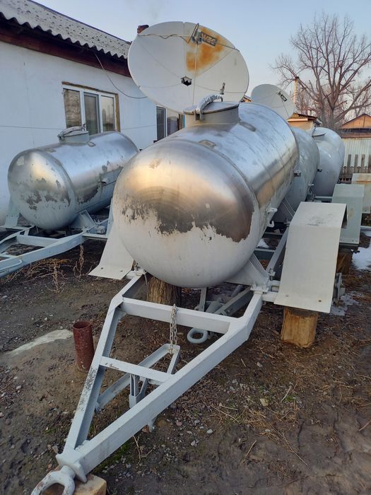 Цистерны ёмкости бочки