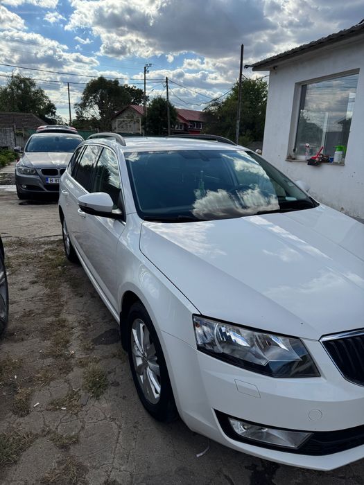 Vând mașină Skoda Octavia.2015