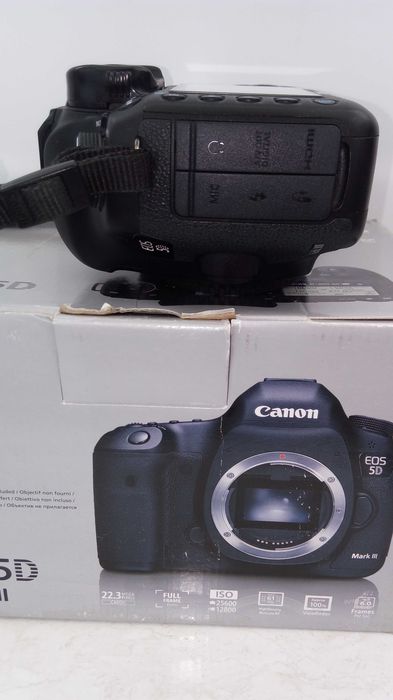 Продам Canon 5D mark III.