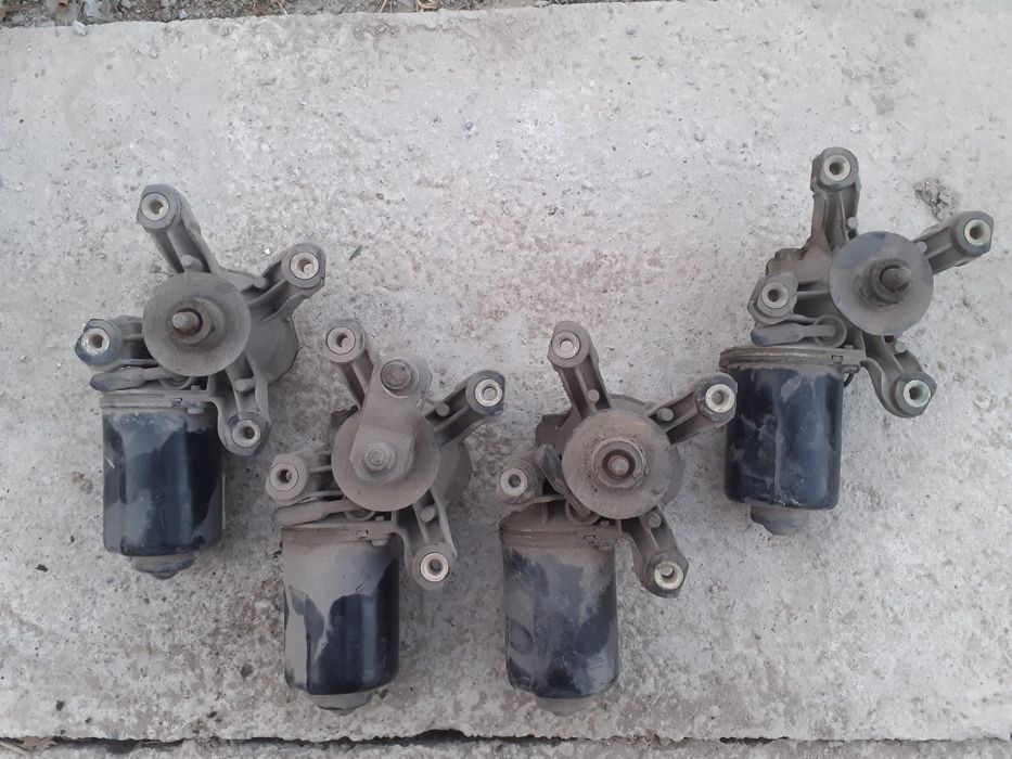 Продам моторчик дворник