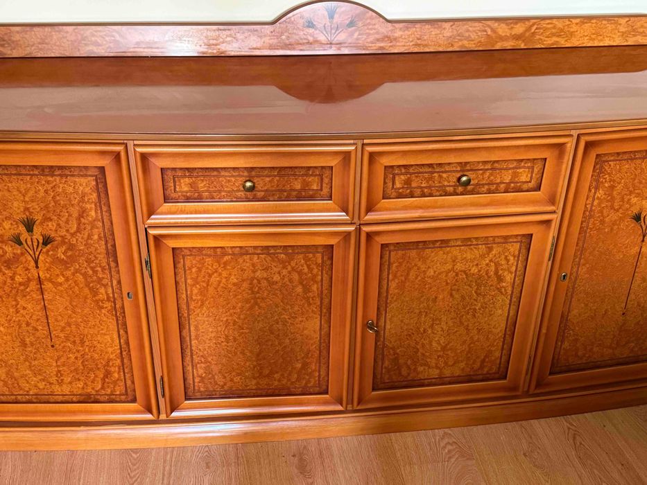 Масивен комплект Бюфет + Витрина + ТВ/Видео Шкаф