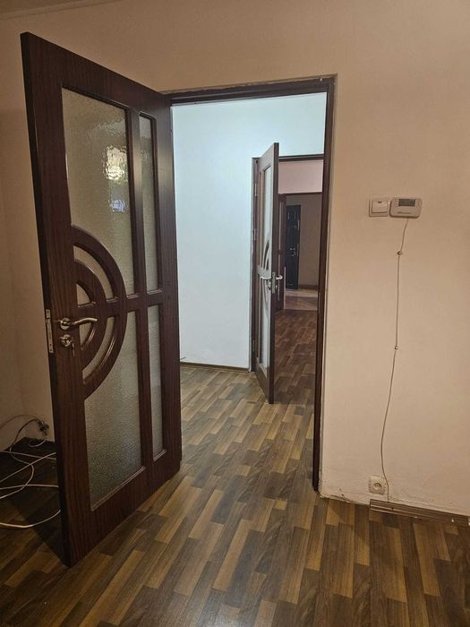 Apartament 2 camere de închiriat – parter