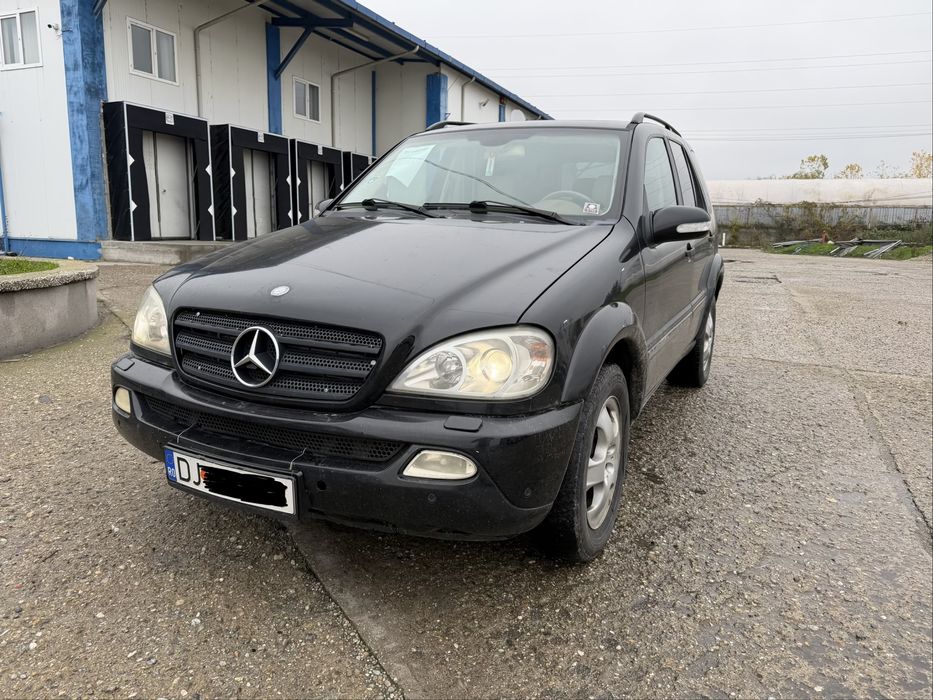 Mercedes Benz ML270 - 4x4 - diesel - 163 cai - automata