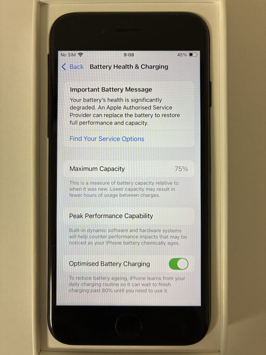 Лот 4 бр. iPhone - 2 x iPhone SE 2, iPhone 7, iPhone 5