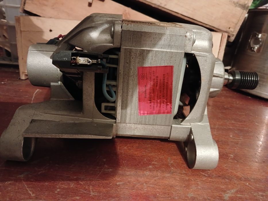 Продам  модуль. Двигатель