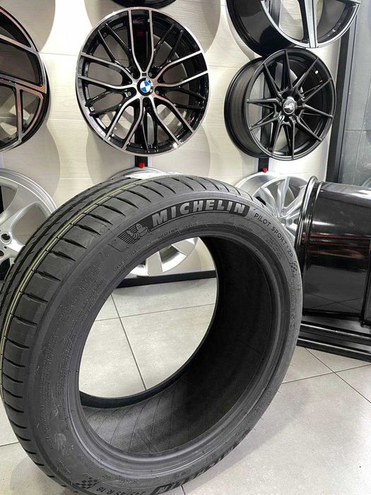 Michelin 245/45R18 Pilot Sport 4 ZP