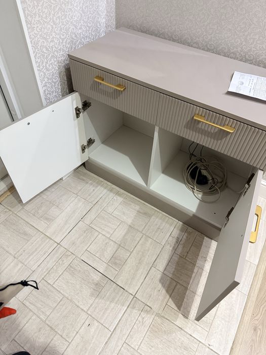 Продам шкаф купе срочно