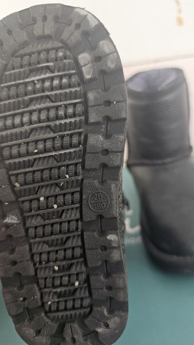 Детское черное угги