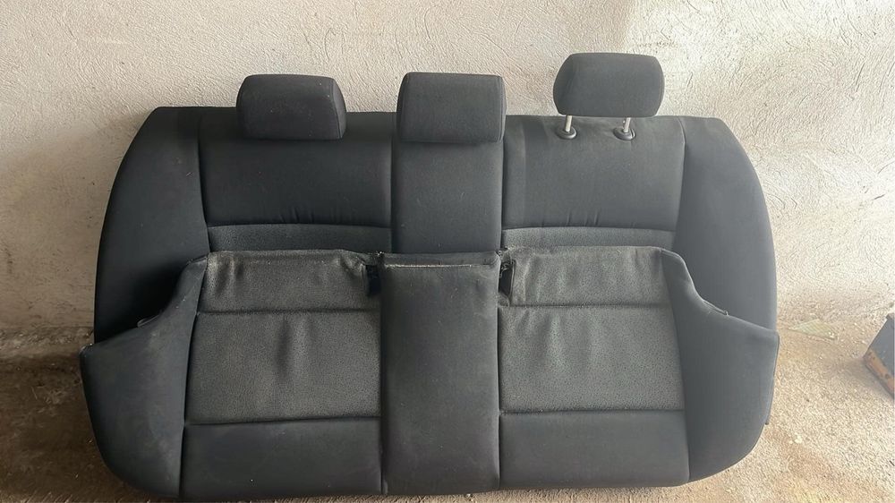 Задни седалки БМВ Е90