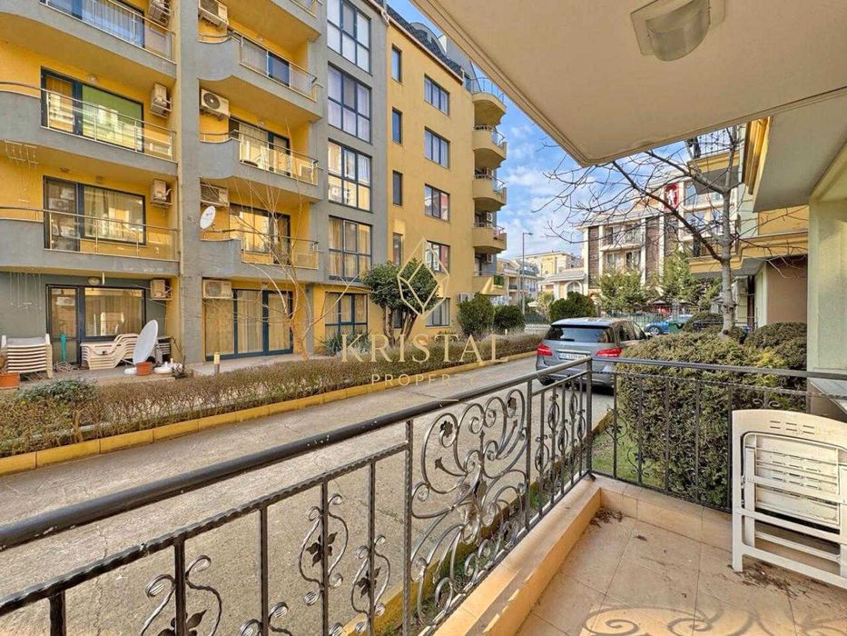 Страхотна оферта. Просторно студио в жилищен комплекс в Слънчев Бряг