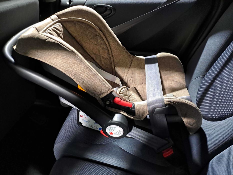 Бебешки стол за кола Lorelli Comet 0-13 kg Beige