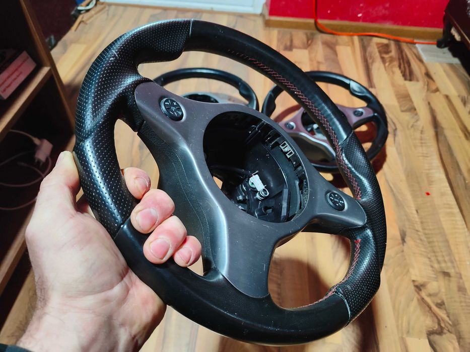 Volan Alfa 159/Brera/Spider Ti cusatura rosie !