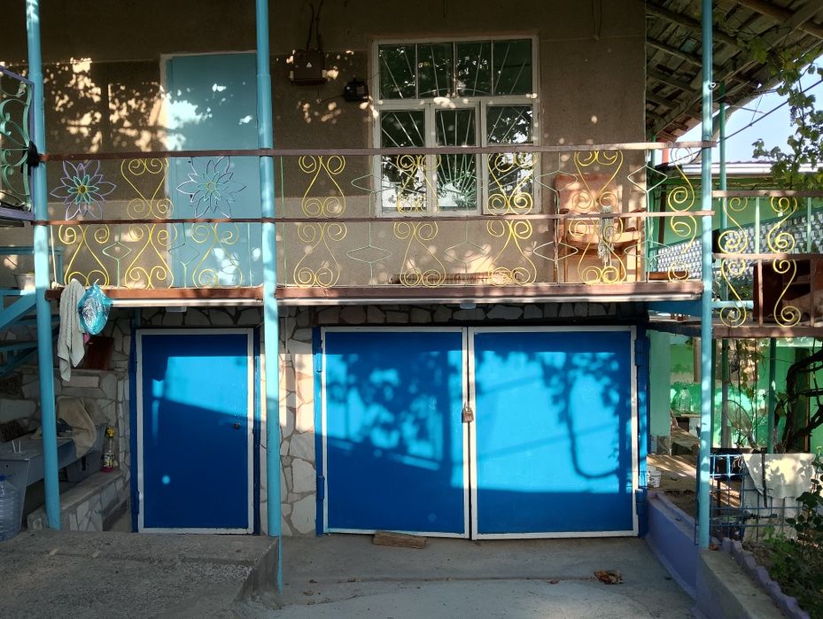 Продается дача! В чарваке