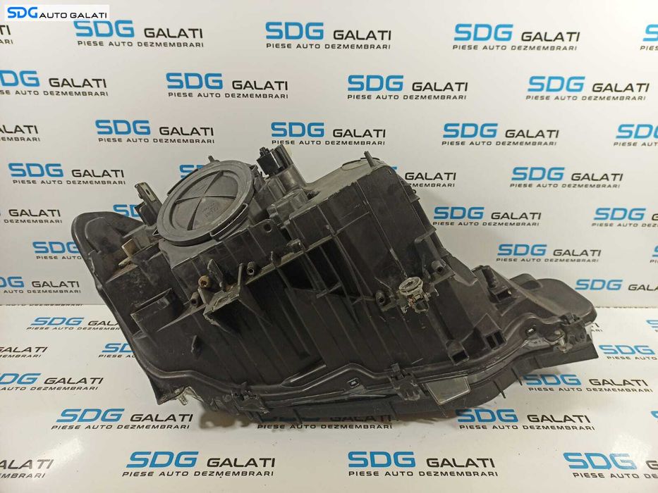 Far Stanga FARA Xenon BMW Seria 3 F30 F31 2011 - 2015 Cod 7259539 63.11-7259539 [L1953]