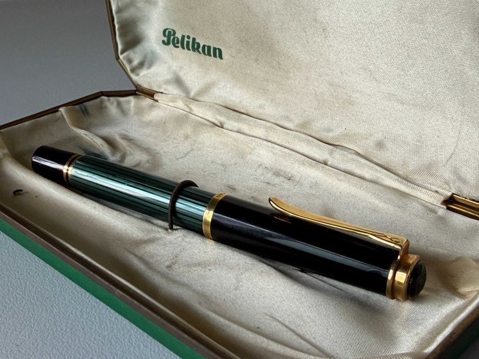 Stilou Pelikan Souveran M600, penita M aur 14K,