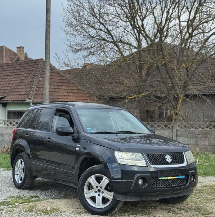 Suzuki Grand Vitara 1.9 DDiS 4x4 absolut impecabil !