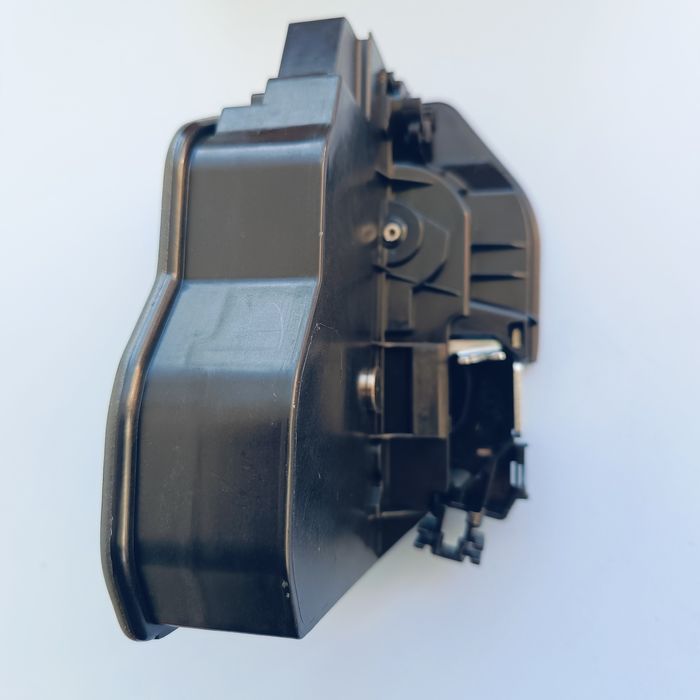 Брава предна врата BMW E81 E87 E82 F20 E90 F30 F32 F33 E60 F10 и др