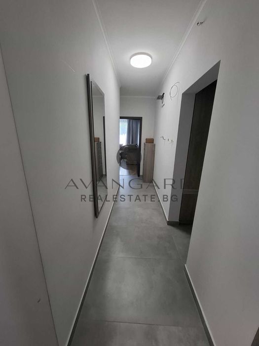 оф.23764 Луксозен четиристаен/ Център