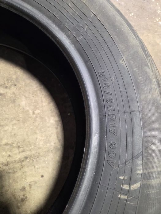 Продам 1 шт ШИНЫ новые R17